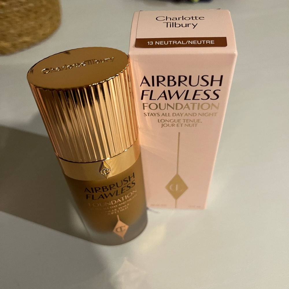 Charlotte Tilbury Airbrush 13 Neutral Foundation.